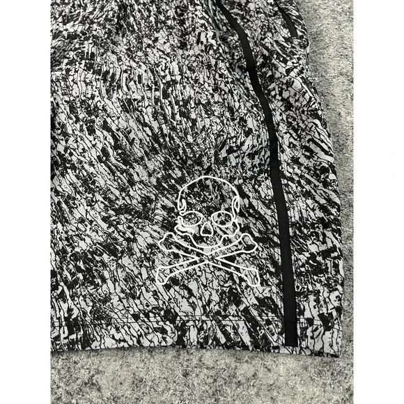 Lululemon Pace Breaker Shorts 9" Mens Small Lined Gray Splatter Soul Cycle Skull - Picture 3 of 10